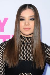 Hailee Steinfeld - Barely Lethal Premiere in Los Angeles