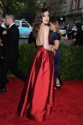 Hailee Steinfeld – Costume Institute Benefit Gala in New York City, May 2015