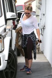 Hilary Duff Going to a Gym in West Hollywood, May 2015