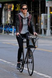 Hilary Rhoda - Bike Riding in New York City, May 2015