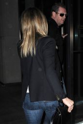 Jennifer Aniston in Jeans Out in New York City, April 2015