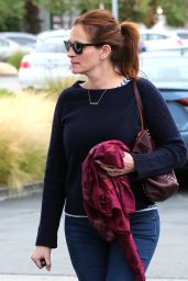 Julia Roberts Casual Style - Out in Malibu, May 2015