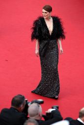 Julianne Moore – La Tete Haute Premiere – 2015 Cannes Film Festival Opening Ceremony