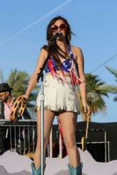 Kacey Musgraves Performs at 2015 Stagecoach California’s Country Music Festival in Indio