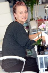 Kaley Cuoco at a Nail Salon in Studio City, May 2015