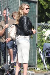 Kate Upton -  The Layover Set Photos in Langley City, Canada, May 2015