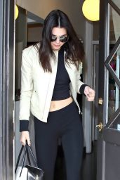 Kendall Jenner - Leaves B2V Salon in Los Angeles, May 2015