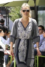 Molly Sims - Out in Los Angeles, May 2015