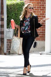 Reese Witherspoon - Leaving Her Office in Beverly Hills, May 2015