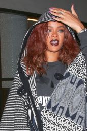 Rihanna - Arriving at LAX Airport in Los Angeles, April 2015