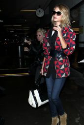 Rosie Huntington-Whiteley - Arriving From a Flight at LAX airport in Los Angeles, May 2015
