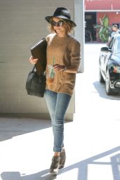 Sarah Hyland - Out in Culver City May 2015