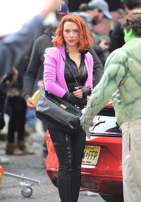 Scarlett Johansson - Filming Scenes For Saturday Night Live in New York