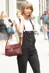 Taylor Swift Casual Style - Out in New York City - May 2015