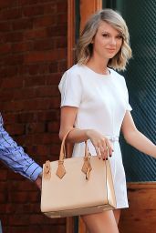 Taylor Swift Fashion - Out in New York City, May 2015