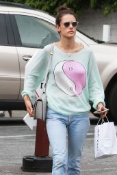 Alessandra Ambrosio - Brentwood Country Mart in Los Angeles, June 2015