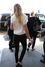 Amber Heard Airport Style - LAX, June 2015