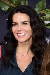 Angie Harmon - Jurassic World Premiere in Hollywood