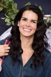 Angie Harmon - Jurassic World Premiere in Hollywood