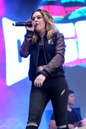 Beatrice Miller Performs at DigiFest NYC 2015