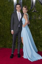 Beth Behrs on Red Carpet - 2015 Tony Awards in New York City