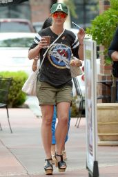 Britney Spears - Out in Thousand Oaks, June 2015