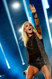 Carrie Underwood Performing at the CMA Festival in Nashville, June 2015