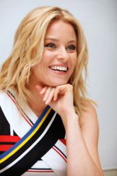 Elizabeth Banks - Pitch Perfect 2 Press Conference in Beverly Hills