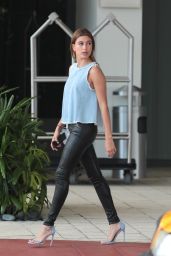 Hailey Baldwin - Leaving Her Hotel to Head to the 2015 Vous Conference, Miami