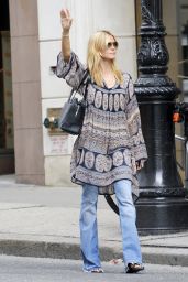 Heidi Klum Street Style - Shopping on Madison Avenue in New York, June 2015