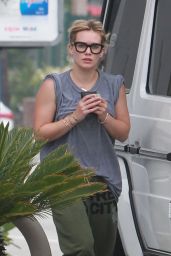Hilary Duff at a Gas Station in Los Angeles, May 2015