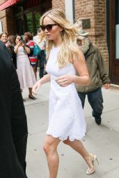 Jennifer Lawrence Style - New York City, June 2015