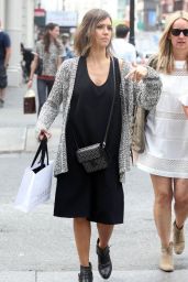 Jessica Alba - Shopping in NYC, June 2015