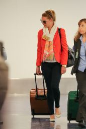 Katherine Heigl Airport Outfit - at LAX, June 2015