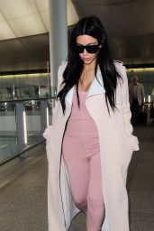 Kim Kardashian Airport Style - Heathrow in London, June 2015