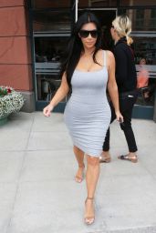 Kim Kardashian - Shows Off Her Physique on a Shopping Trip, June 2015