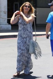 LeAnn Rimes - Grocery Shopping in Calabasas, June 2015
