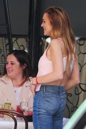 Lindsay Lohan Enjoyed a Late Lunch at Scott