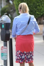 Reese Witherspoon Street Fashion - Brentwood, June 2015