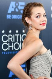 Sadie Calvano – 2015 Critics Choice Television Awards in Beverly Hills