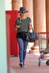 Sarah Michelle Gellar - Out in Brentwood, June 2015