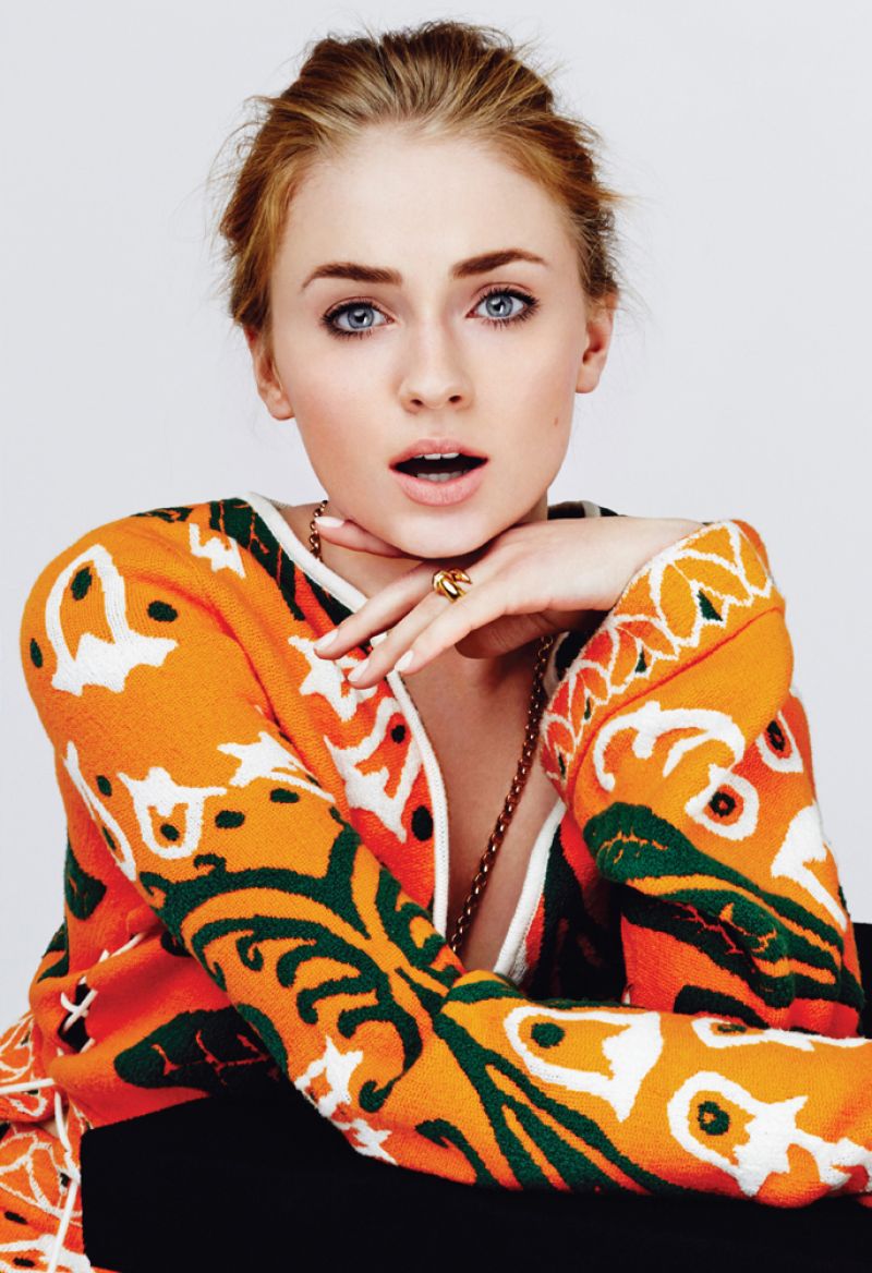 Sophie Turner - Photoshoot for Glamour Mexico July 2015 • CelebMafia