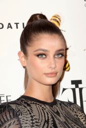 Taylor Hill - 2015 Fragrance Foundation Awards in NYC