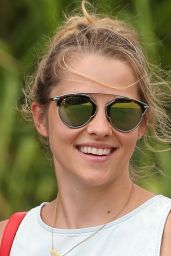 Teresa Palmer Street Style - Out in Hawaii, June 2015