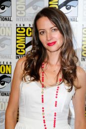 Amy Acker - Person of Interest Press Line at Comic-Con in San Diego, July 2015