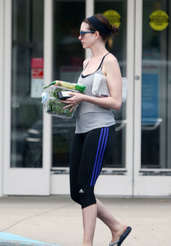 Anne Hathaway in Leggings - Out in New York City, July 2015