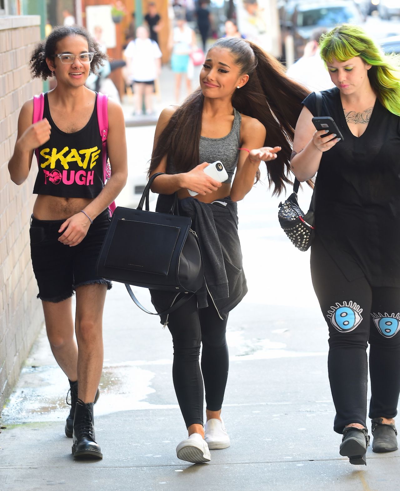 Ariana Grande - Leaving a Gym in NYC, July 2015 • CelebMafia