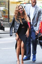 Beyoncé Street Style - Heading to her office in NYC, June 2015