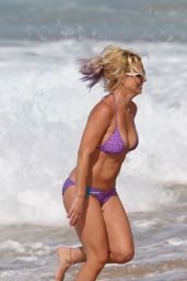 Britney Spears on a Beach in a Bikini in Hawaii, July 2015