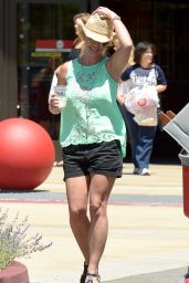 Britney Spears - Shopping at Target in Westlake Village, July 2015